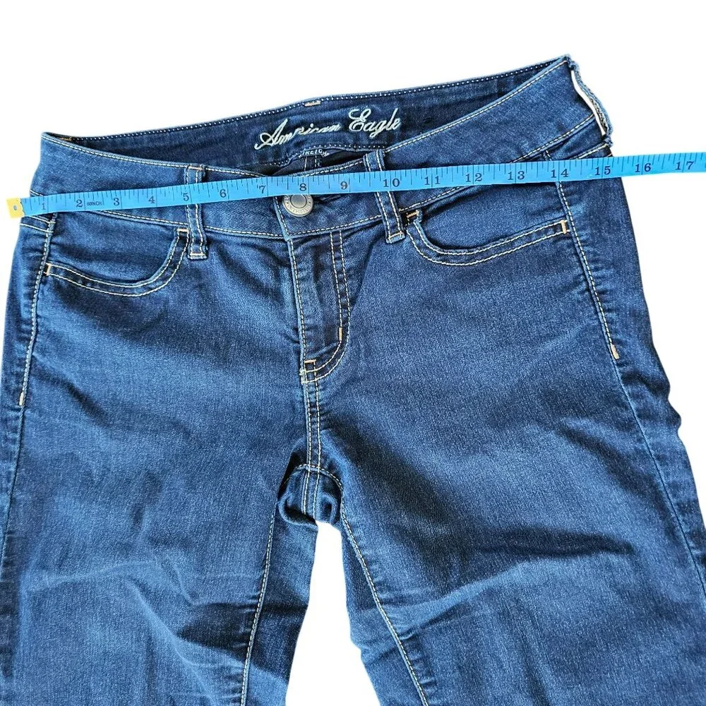 American Eagle Women's Dark Wash Jegging Jean's bold stitching size 2 - Picture 6 of 11